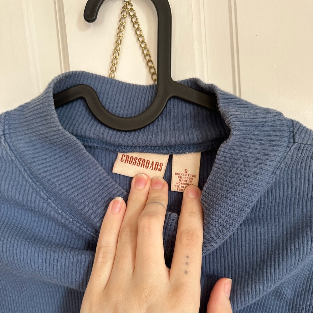 Vintage 100% cotton mock neck crop top